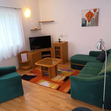 Apartments Lupus Vodice Esterno foto
