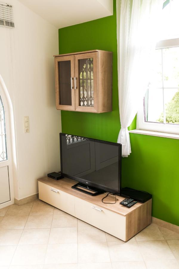 Apartments Lupus Vodice Esterno foto